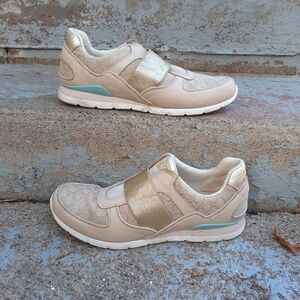 🌟 UGG Treadlite Annetta Gold Slip-On Sneakers size 10